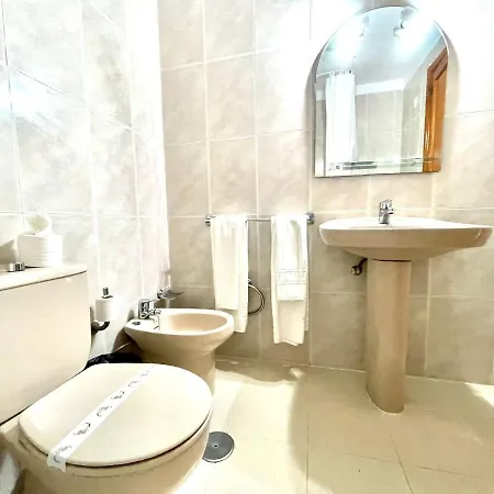 شقة Modern Apartment, Wifi, Pool, Beach, Tenerife South أذيخي