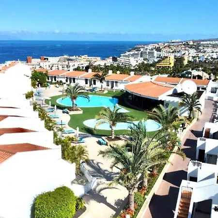 شقة Modern Apartment, Wifi, Pool, Beach, Tenerife South *