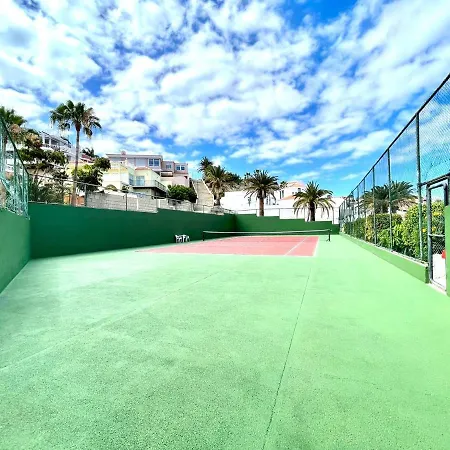 Modern Apartment, Wifi, Pool, Beach, Tenerife South شقة أذيخي